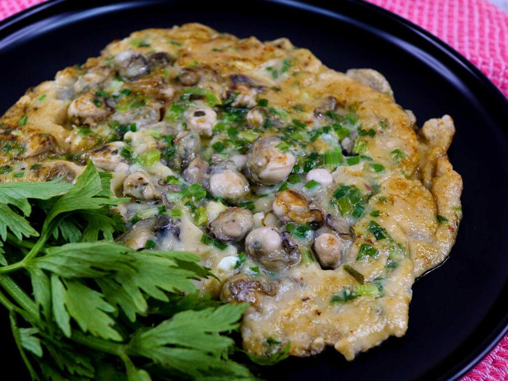 Taiwanese-style oyster omelette
