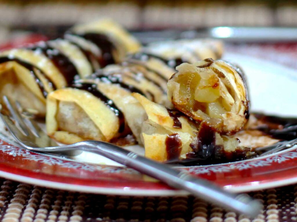 Baked apple spring rolls