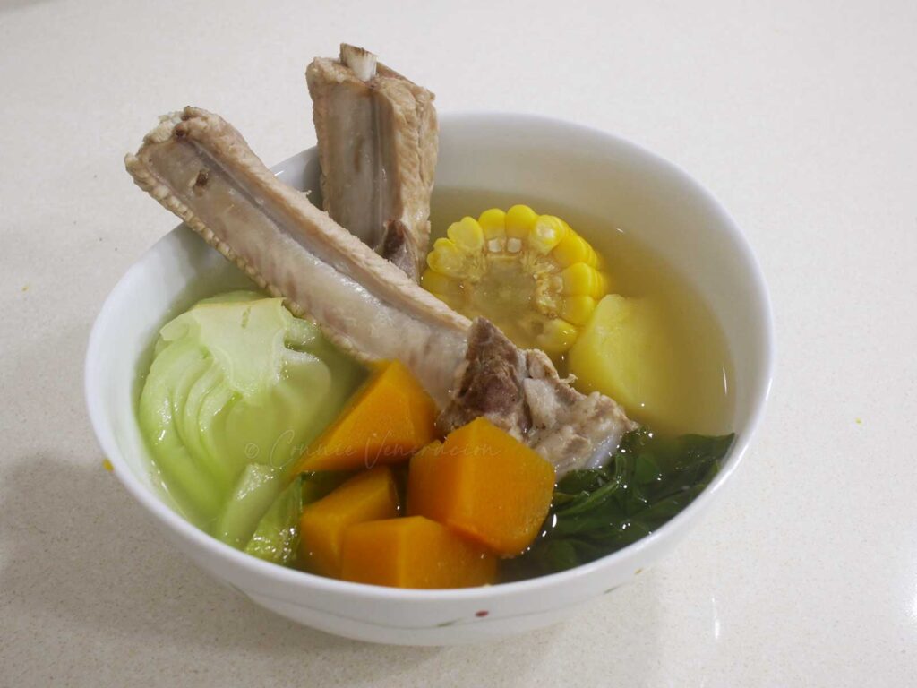 Pork ribs and vegetable soup (nilagang tadyang ng baboy)
